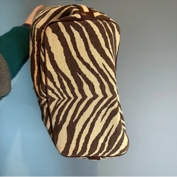 Michael Kors Marina Anchor Rope Tiger Print Shoulder Canvas Tote (+ Dust Bag) - Picture 5 of 12